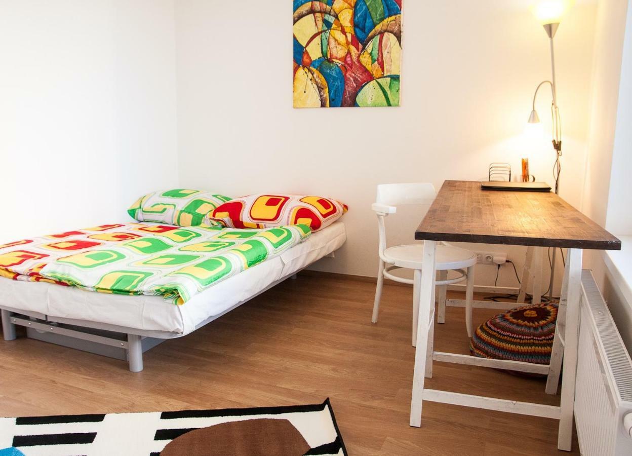 Prostorný 3 pokojový apartmán s dvěma terasami Praga Esterno foto